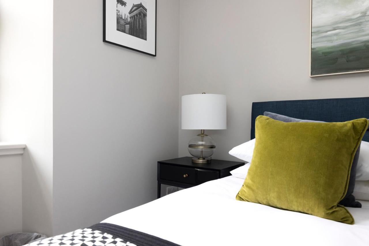 Joivy Stylish Flat In New Town Lägenhet Edinburg Exteriör bild